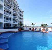 2 Bedroom Alex Unit Ocean Pool  Park Views - Surfers Gold Coast
