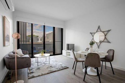 Designer Warm Homeatmooneeponds+parking / Wifi - Surfers Gold Coast 6