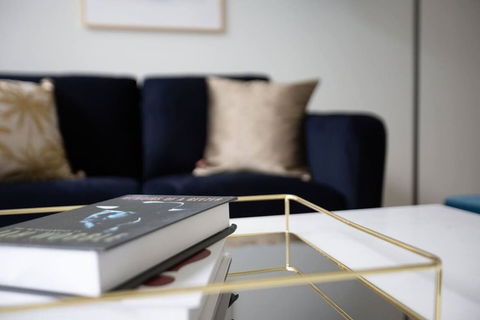 Trendy Livingstyle 2br@moonee Ponds Wifi+parking - Surfers Gold Coast 7