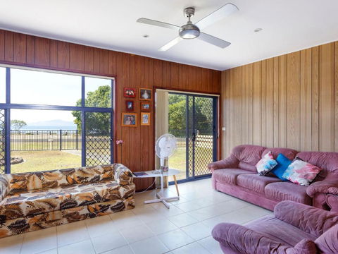 3 Curlew Avenue - Surfers Gold Coast 2