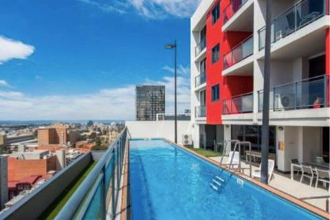CENTRAL CBD EXEC STUNNING VIEW WIFI NETFLIX WINE - Surfers Gold Coast 3