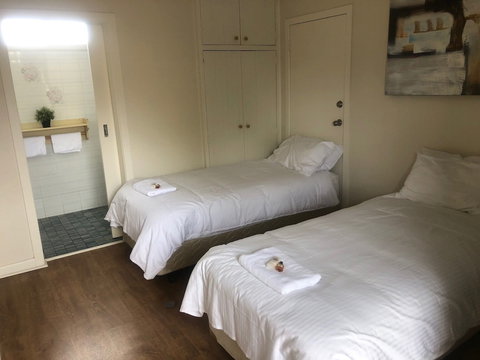 Blacktown Tavern - Surfers Gold Coast 3