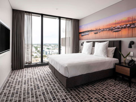 Novotel Perth Murray Street - Surfers Gold Coast 3