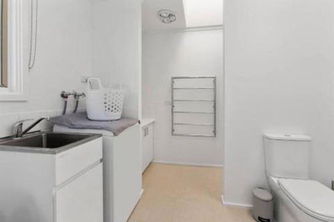 COASTAL HAVEN Panoramic Ocean Views - Surfers Gold Coast 6