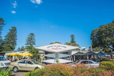 Vibrant And Colorful Apartment In Dollspoint - Surfers Gold Coast 3