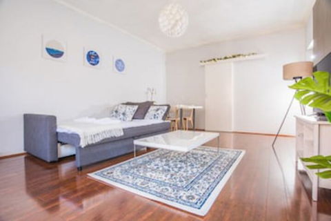 Vibrant And Colorful Apartment In Dollspoint - Surfers Gold Coast 0