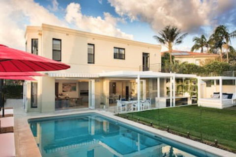 Vaucluse Manor H327 - Surfers Gold Coast 0