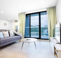 Trendy 2 Bedroom In Ringwood/Eastland With Parking - Surfers Gold Coast