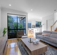Impressive  Spacious new Townhousepreston - Surfers Gold Coast