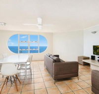 Wickham Cove Unit 10 45 Albert Street. Kings Beach - Surfers Gold Coast