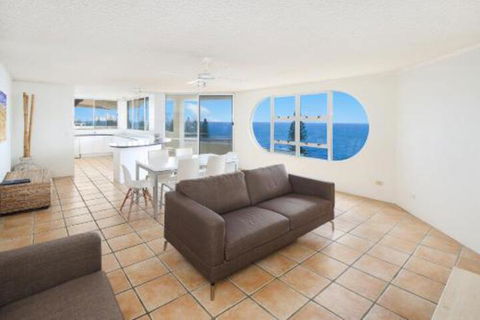 Wickham Cove Unit 10 45 Albert Street. Kings Beach - Surfers Gold Coast 5