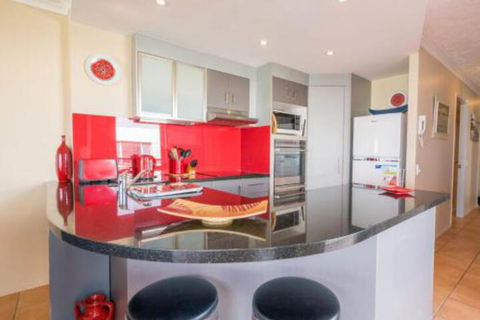 Moffat Breeze Unit 3 3 Moffat Street - Surfers Gold Coast 5