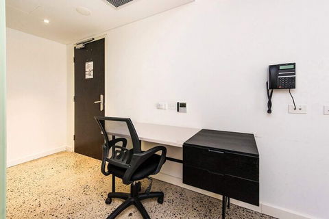 Traditional Room In Northbridge With Rooftop Terrace - Surfers Gold Coast 5