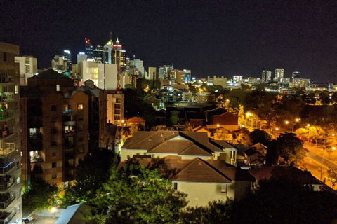 Stunning Two-storey Apartment In Perth's CBD - Surfers Gold Coast 3