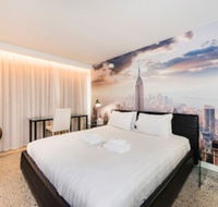 New York Style Room in Northbridge with Roof Terrace - Surfers Gold Coast