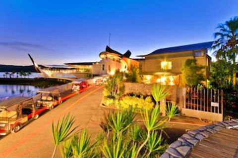 Yacht Club 19 Bijou De Mer 2 Buggies - Surfers Gold Coast 0