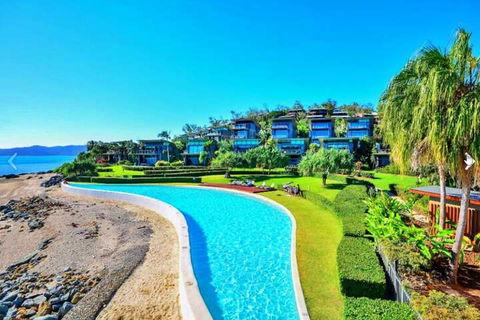 Yacht Club 19 Bijou De Mer 2 Buggies - Surfers Gold Coast 2