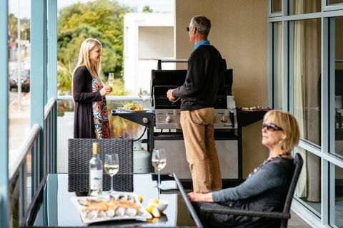 Port Lincoln Foreshore Apartments - Surfers Gold Coast 1
