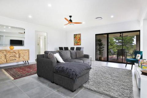 Rockwall Pet Friendly Fire Pit - Surfers Gold Coast 0