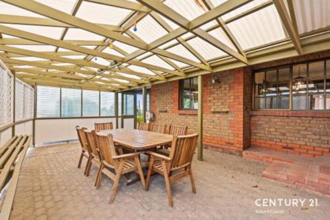 Reef & Vines Port Noarlunga - Surfers Gold Coast 6