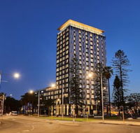 DoubleTree by Hilton Perth Waterfront - Surfers Gold Coast