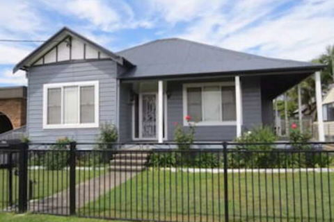 Aberdare Lodge - Surfers Gold Coast 0