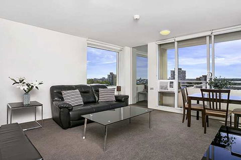 The Apartment Service MPOLE - Surfers Gold Coast 5