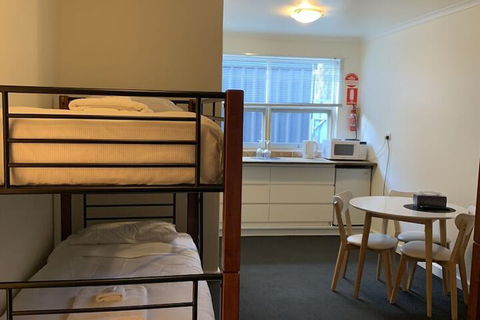 Stables Boutique Motel - Surfers Gold Coast 5