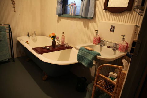 Kookaburra Cottage - Surfers Gold Coast 5