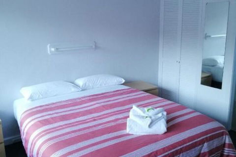 Mount Beauty Motor Inn - Surfers Gold Coast 5