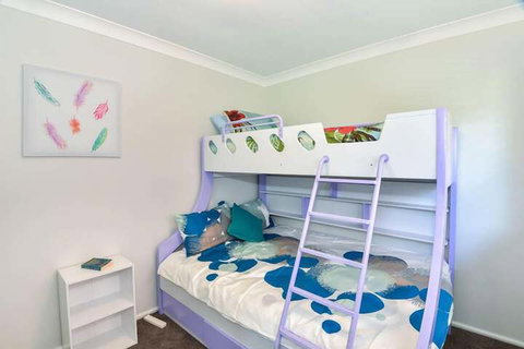 The Noraville House Large Family Home - Surfers Gold Coast 1