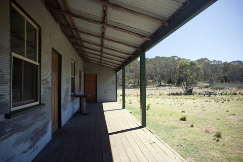 Brackens Hut - Surfers Gold Coast 5