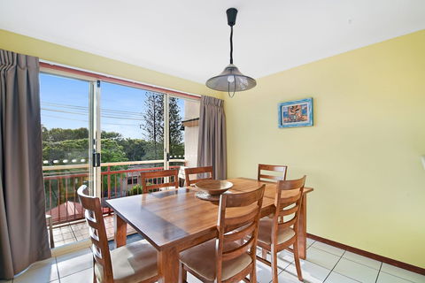Vaai Moana - 5/10 Oriole Avenue - Surfers Gold Coast 3