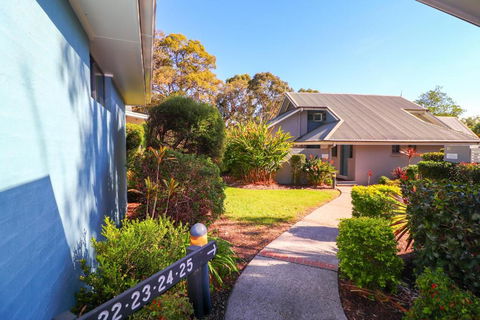 Plover Deluxe Resort Villa - Surfers Gold Coast 1