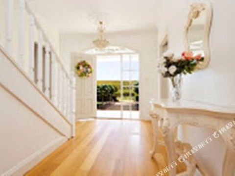 Maison Blue Pty Ltd Adelaide - Surfers Gold Coast 6