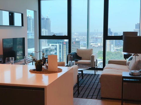 CBD Amazing View 2 Bedrooms Apartments - Surfers Gold Coast 2