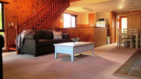 The Retreat On Matthew - Surfers Gold Coast 2