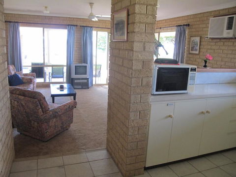 Kalbarri Riverfront Unit - Surfers Gold Coast 4