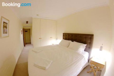 Snow Ski Apartments 38 - Surfers Gold Coast 6