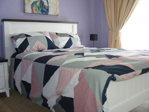 Numurkah Apartments The Saxton - Surfers Gold Coast 6