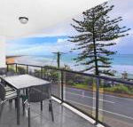 Unit 5 Phoenix Apartments 1736 David Low Way Coolum Beach LINEN INCLUDED 500 Bond - Surfers Gold Coast