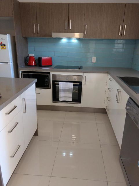 Oasis Private 2 Bed Apartment - Surfers Gold Coast 6