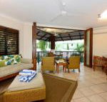 Hibiscus Hideaway - Surfers Gold Coast