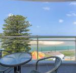 The Oaks Waterfront Resort Unit 303 - Surfers Gold Coast