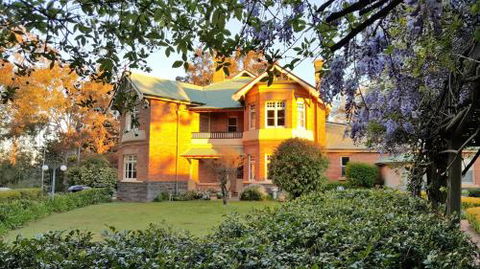 Blair Athol Boutique Hotel & Day Spa - Surfers Gold Coast 0