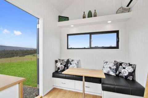 TINY HOME......BIG Views - Surfers Gold Coast 0