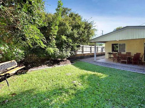 Roderick Street 52 Moffat Beach - Surfers Gold Coast 0