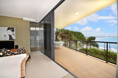 Jomar U1 21 McIlwraith Street Moffat Beach - Surfers Gold Coast 1