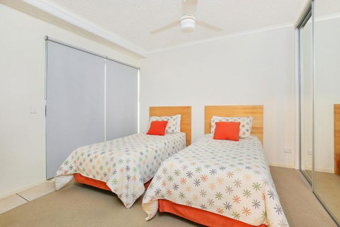 Seabourn Unit 102 56 Lower Gay Tce Caloundra - Surfers Gold Coast 5