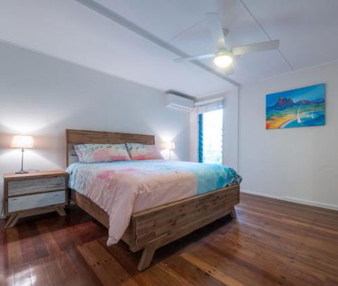 Bryce Street 30 Ultimate Beach Shack - Surfers Gold Coast 2
